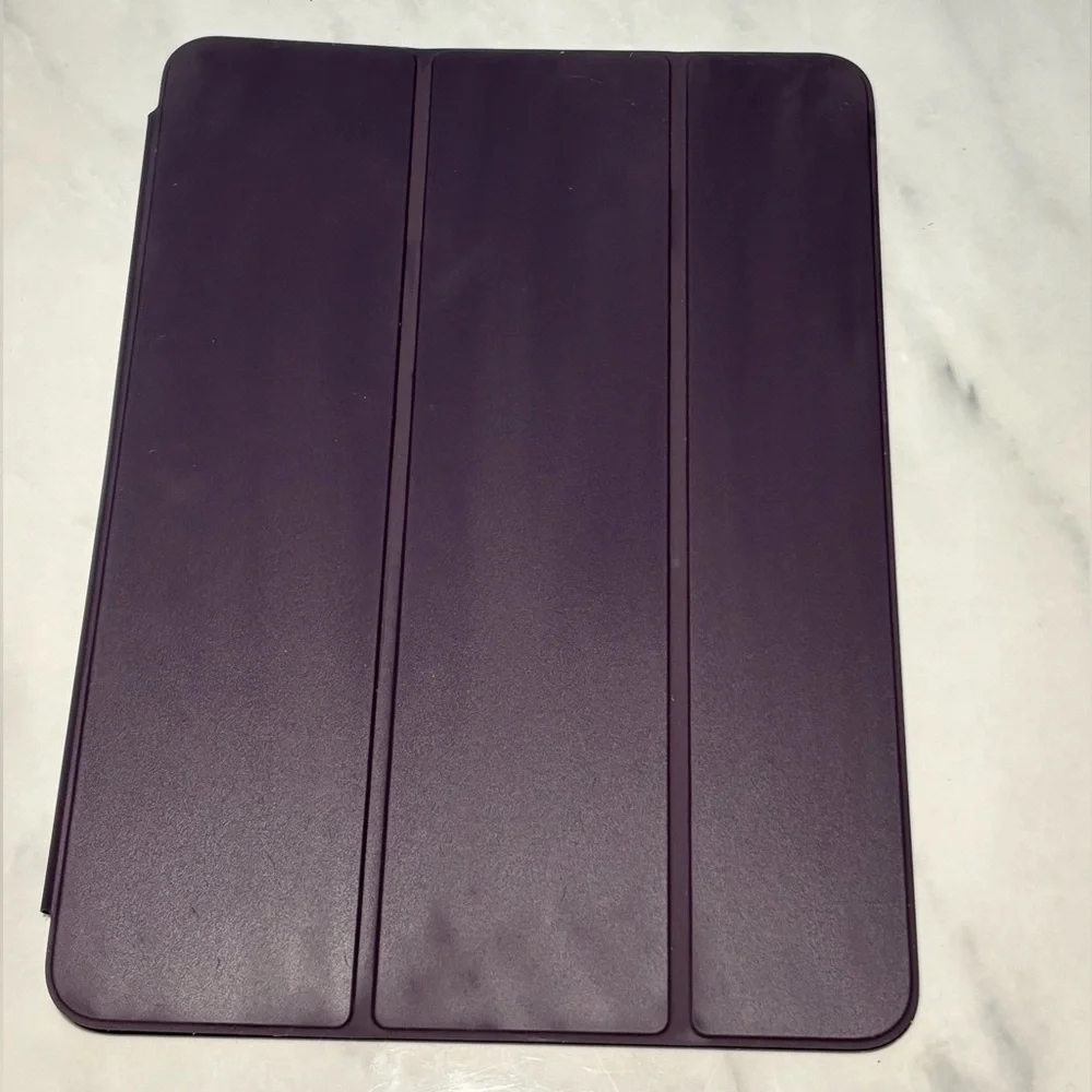 Apple IPad Air 5th Gen Folio Case